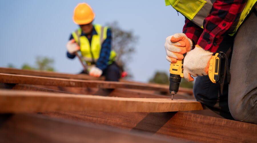 Professional gutter cleaning in Brownfield, TX